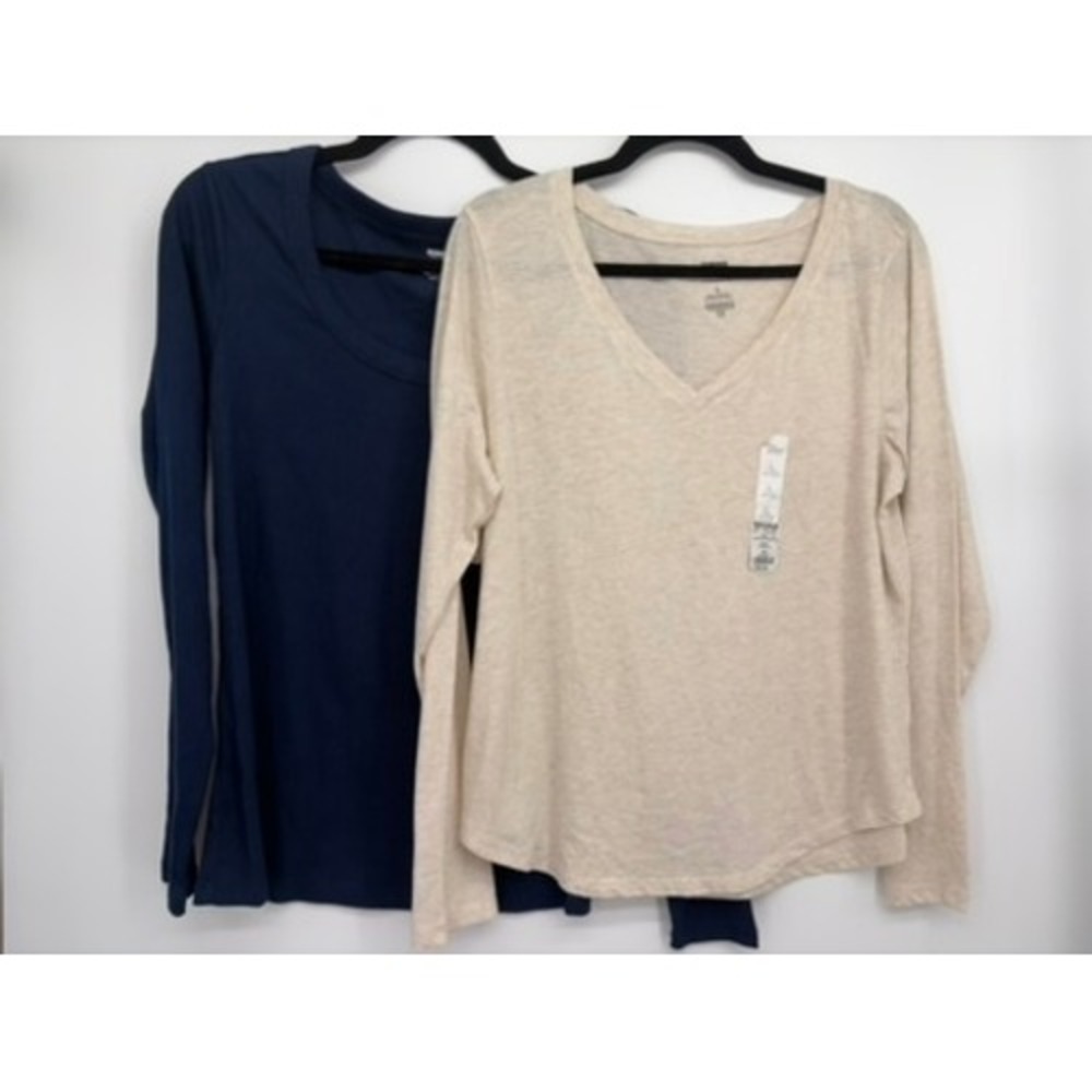 Sonoma Goods for Life Women's Long‎ Sleeve Top Lot of 2 Large Ribbed  V-Neck NWT